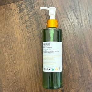 TRULY CBD Jelly Anti-Blemish Body Cleanser